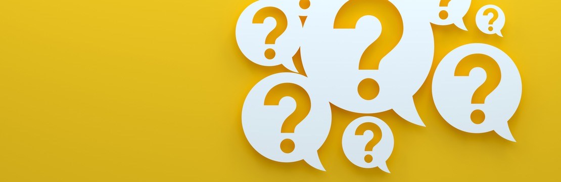 Vita pratbubblor med frågetecken i.