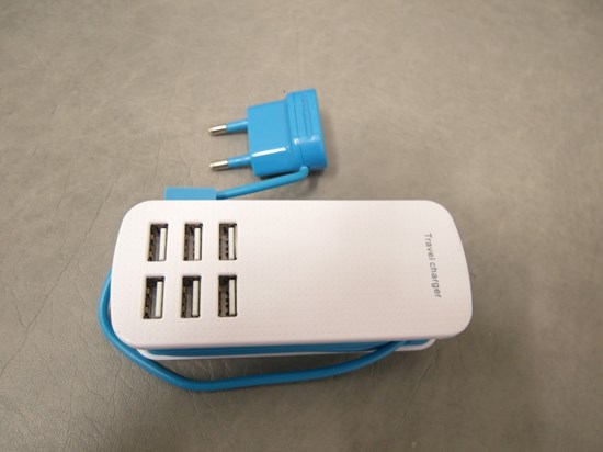 USB-laddare med 6 USB-uttag